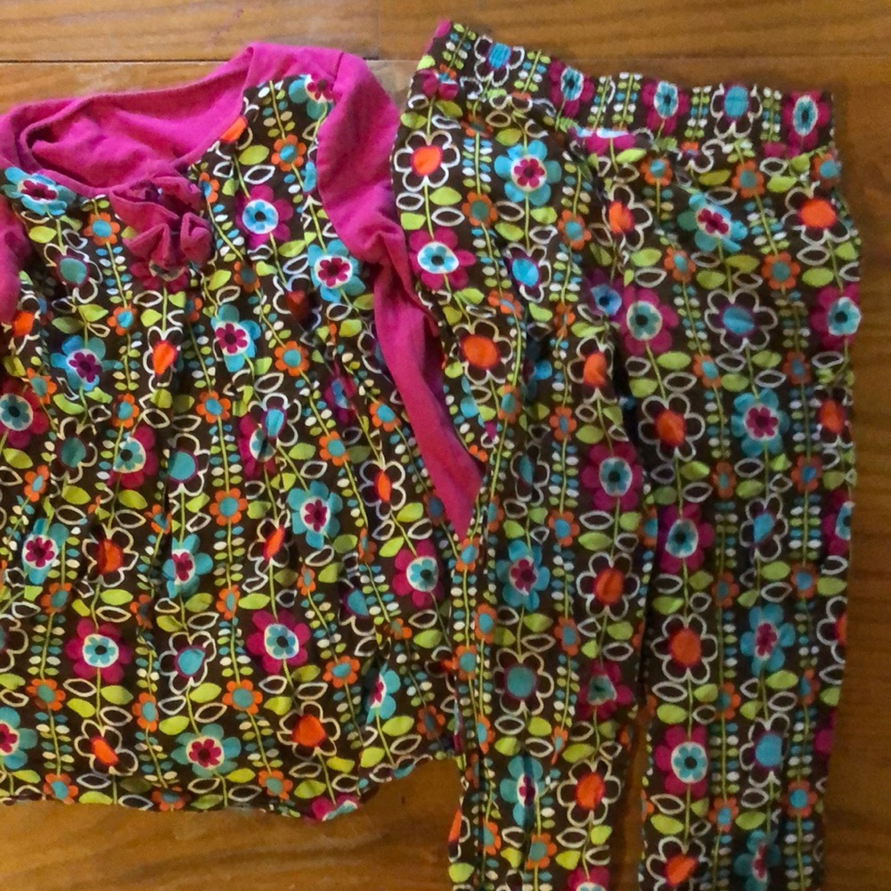 Long sleeve shirt and pants size 5